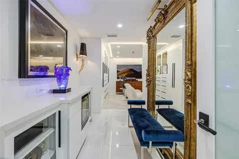 8761 SW 56th Street Miami FL 33165