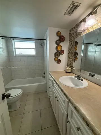 1780 NE 191st Street Miami FL 33179