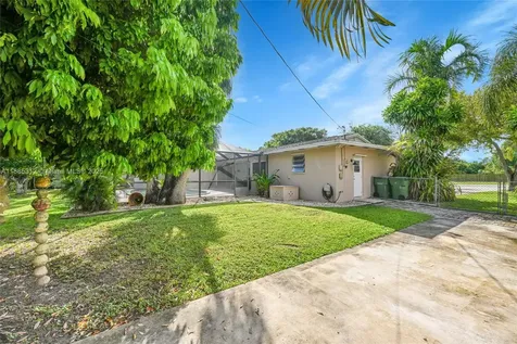 505 NW 20th Street Homestead FL 33030