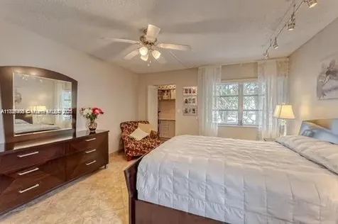 3772 Inverrary Boulevard Lauderhill FL 33319