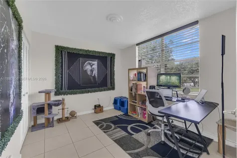 9410 Poinciana Place Davie FL 33324