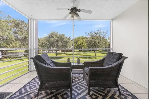 9410 Poinciana Place Davie FL 33324