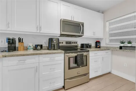 9410 Poinciana Place Davie FL 33324