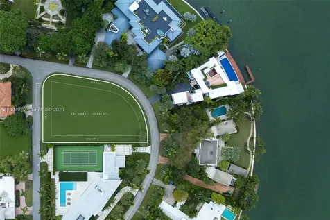 31 La Gorce Circle Miami Beach FL 33141