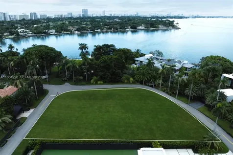 31 La Gorce Circle Miami Beach FL 33141