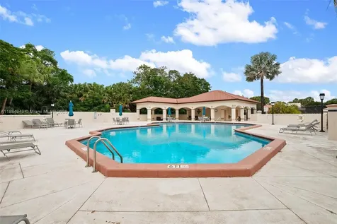 9340 NW 48th Doral Terrace Doral FL 33178