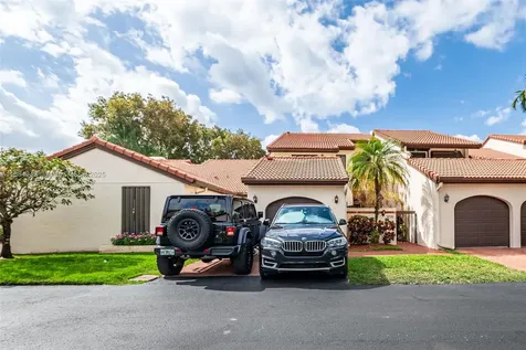 9340 NW 48th Doral Terrace Doral FL 33178