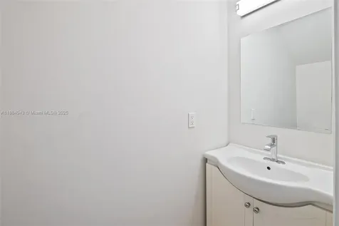 9340 NW 48th Doral Terrace Doral FL 33178