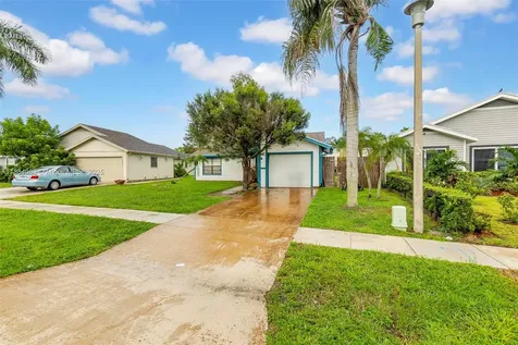 4570 Brook Drive West Palm Beach FL 33417