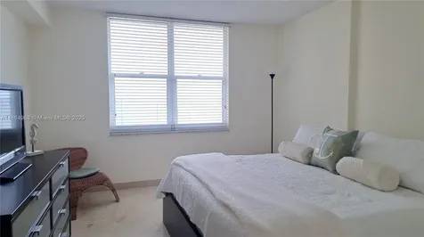 2501 S Ocean Drive Hollywood FL 33019