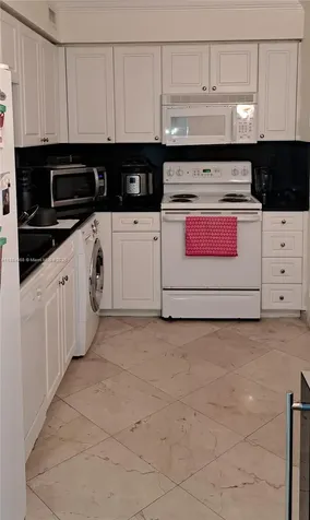 2501 S Ocean Drive Hollywood FL 33019