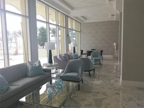 2501 S Ocean Drive Hollywood FL 33019