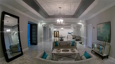 2501 S Ocean Drive Hollywood FL 33019