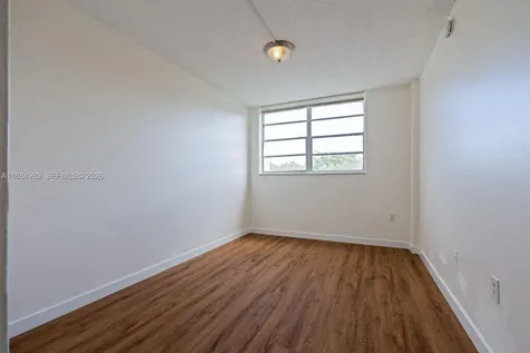 14180 SW 84th Street Miami FL 33183