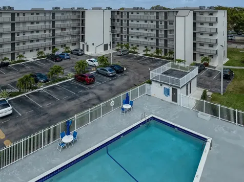 14180 SW 84th Street Miami FL 33183