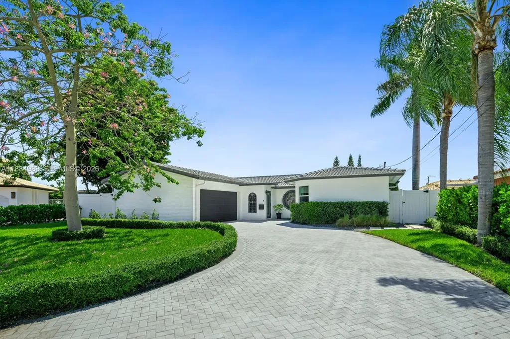 2830 NE 56 Court Fort Lauderdale FL 33308