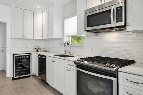 4397 N Michigan Avenue Miami Beach FL 33140