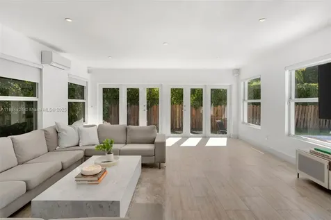 4397 N Michigan Avenue Miami Beach FL 33140