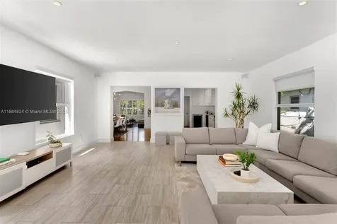 4397 N Michigan Avenue Miami Beach FL 33140