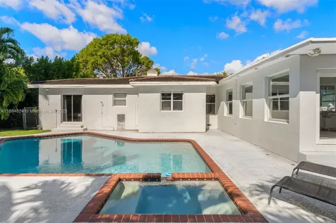 4397 N Michigan Avenue Miami Beach FL 33140