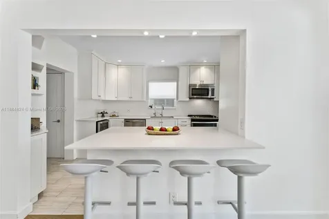 4397 N Michigan Avenue Miami Beach FL 33140