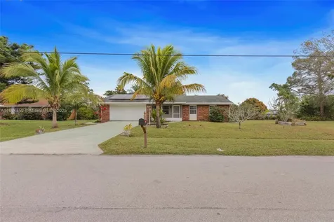 1517 SE Pitcher Road Port St. Lucie FL 34952