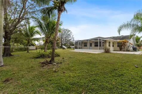 1517 SE Pitcher Road Port St. Lucie FL 34952