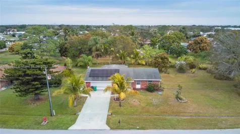 1517 SE Pitcher Road Port St. Lucie FL 34952