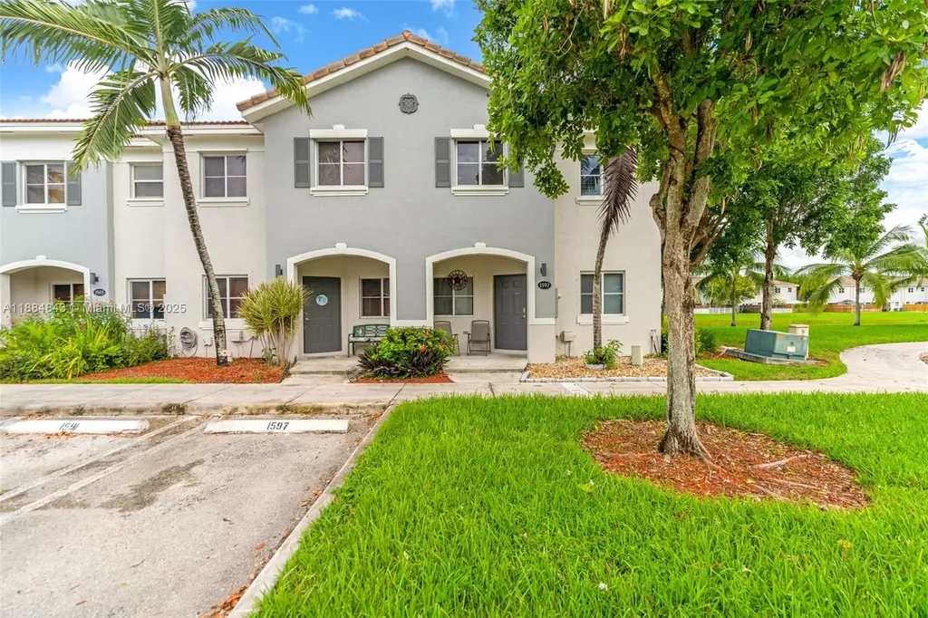 1597 SE 31st Court Homestead FL 33035