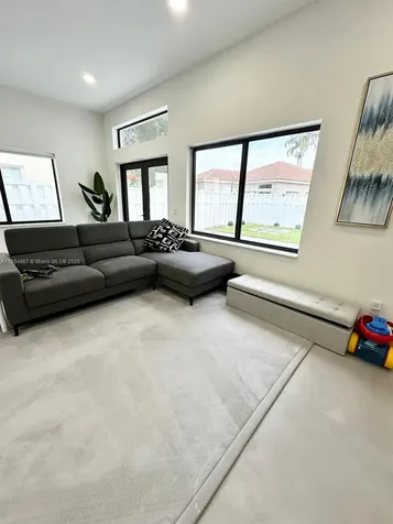 800 Tanglewood Circle Weston FL 33327