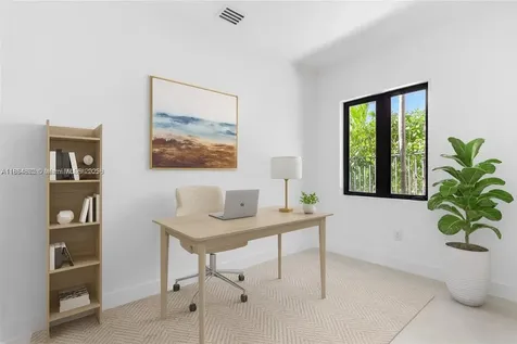 2523 Red Road Coral Gables FL 33134