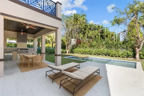2523 Red Road Coral Gables FL 33134