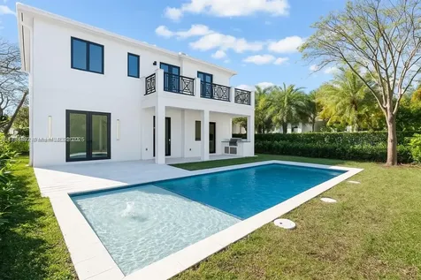 2523 Red Road Coral Gables FL 33134