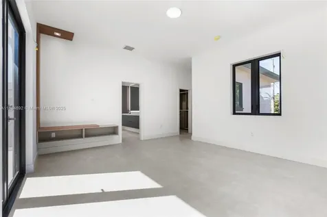 2523 Red Road Coral Gables FL 33134