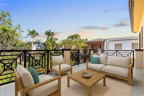 2523 Red Road Coral Gables FL 33134