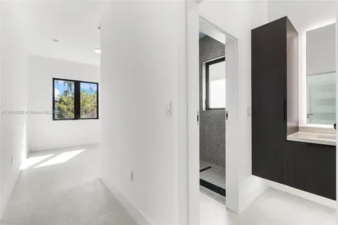 2523 Red Road Coral Gables FL 33134