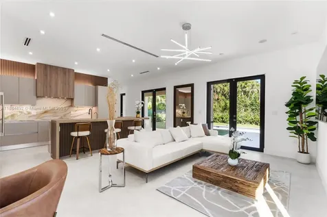 2523 Red Road Coral Gables FL 33134