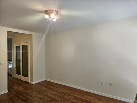 745 13th Street Miami Beach FL 33139