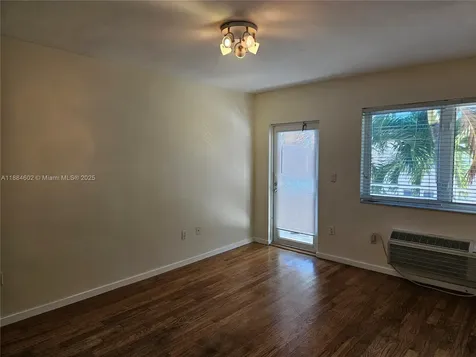 745 13th Street Miami Beach FL 33139
