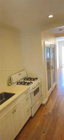 745 13th Street Miami Beach FL 33139