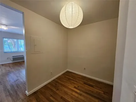 745 13th Street Miami Beach FL 33139