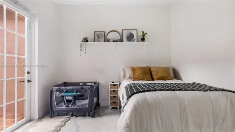 14709 SW 6th Street Pembroke Pines FL 33027