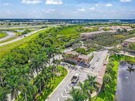 14709 SW 6th Street Pembroke Pines FL 33027
