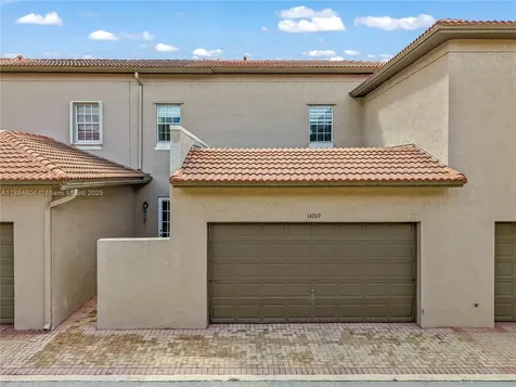 14709 SW 6th Street Pembroke Pines FL 33027