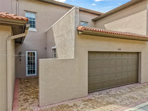 14709 SW 6th Street Pembroke Pines FL 33027
