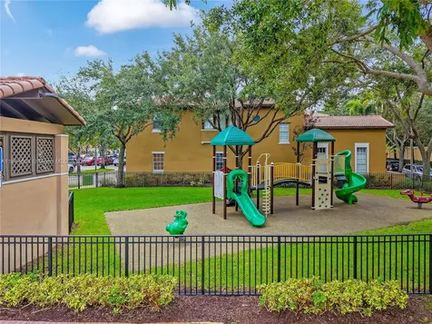 14709 SW 6th Street Pembroke Pines FL 33027