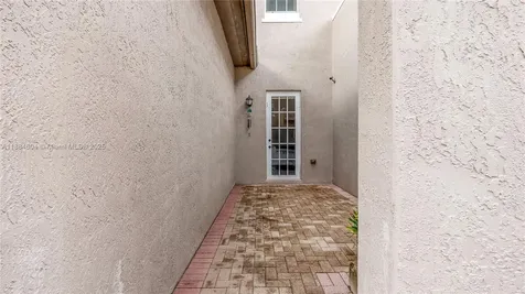 14709 SW 6th Street Pembroke Pines FL 33027