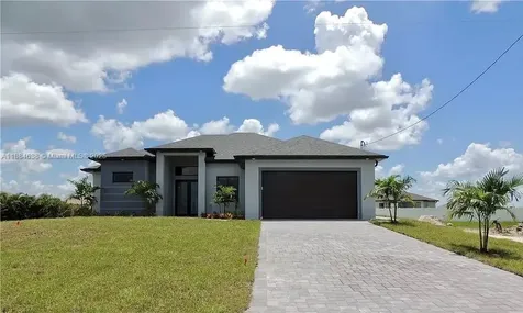 2011 NW 10 Place Cape Coral FL 33993