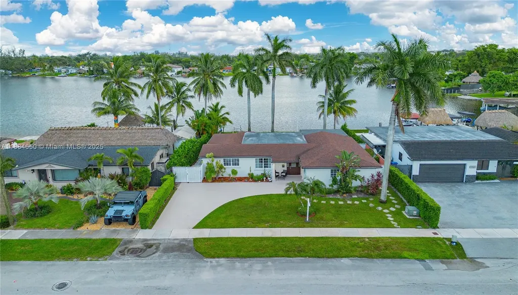 17931 NW 85th Avenue Hialeah FL 33015