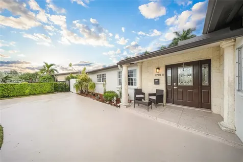 17931 NW 85th Avenue Hialeah FL 33015